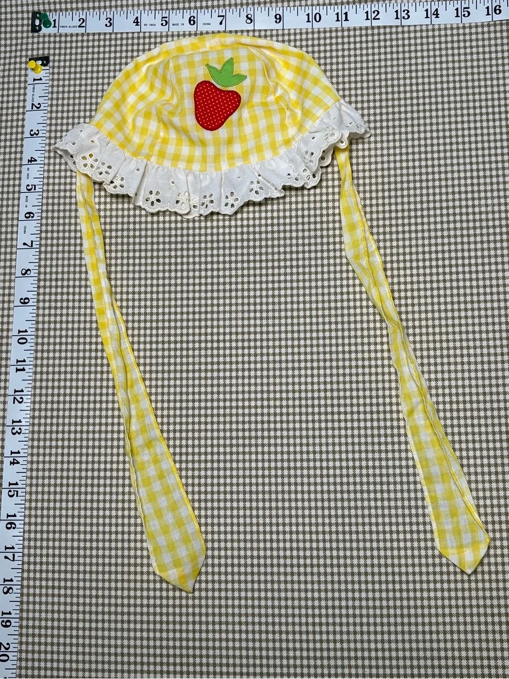 Vintage Strawberry Gingham Eyelet Baby Sun Bonnet Hat 18 Months